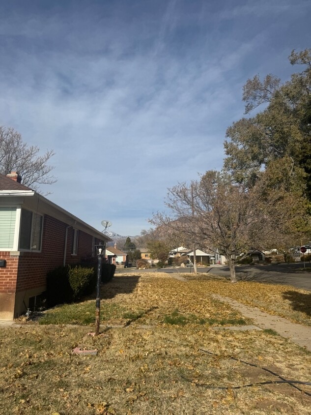 Primary Photo - 2303 Taylor Ave