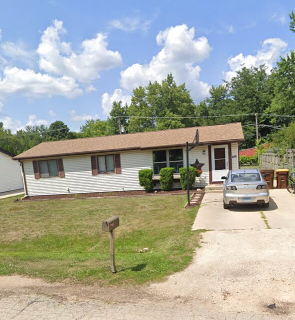Primary Photo - 146 Bullard St