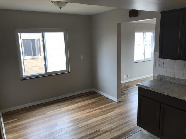 Foto del edificio - 4160 Ridge Rd