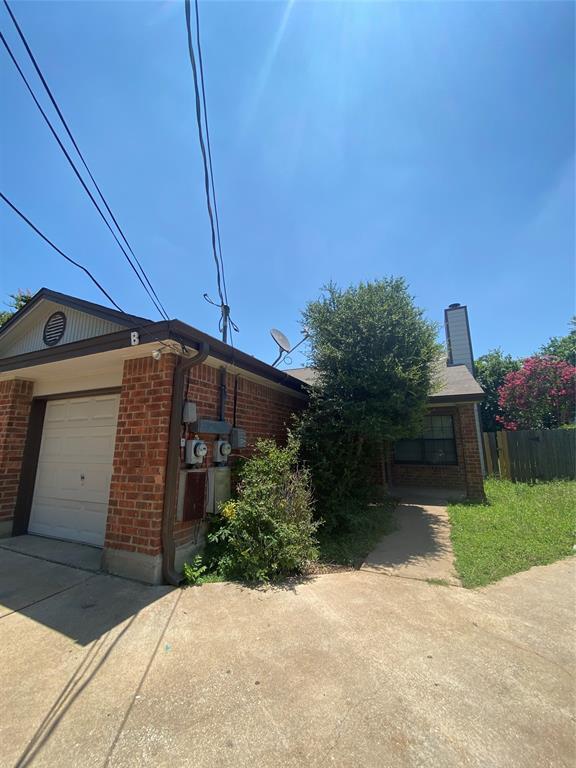 Building Photo - 210 Tamara Dr