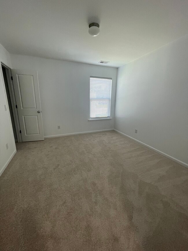 Foto del edificio - 143 Red Northern Oak Wy