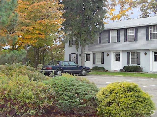 Complejo - Hartford Square Townhomes