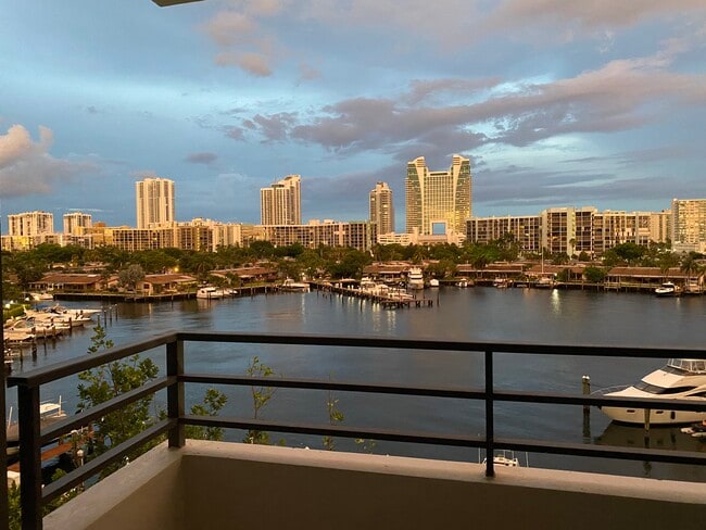 Building Photo - 500 Three Islands Blvd