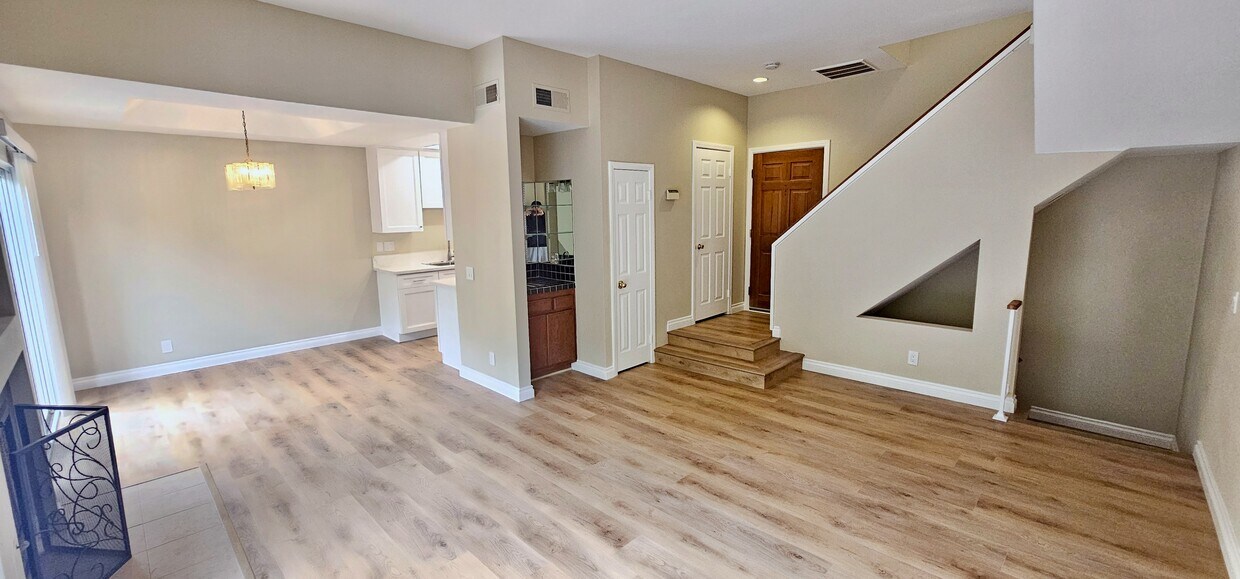 Foto principal - 3800 Stocker St