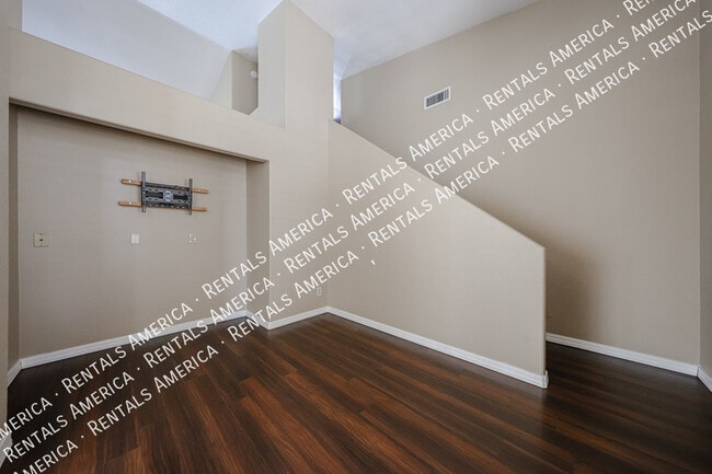 Foto del edificio - 6126 E Juniper Ave