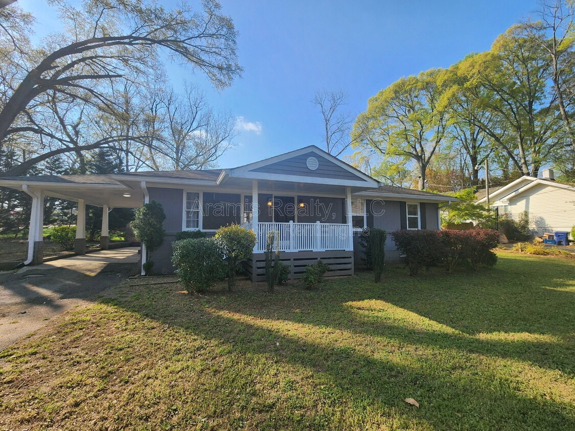 Photo - 3545 Orchard Street