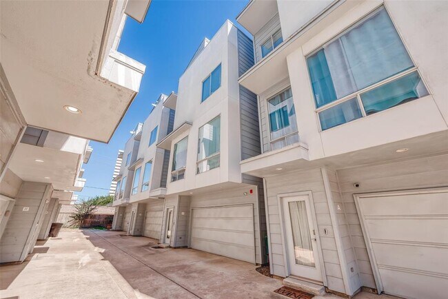 Foto del edificio - 5710 Winsome Ln