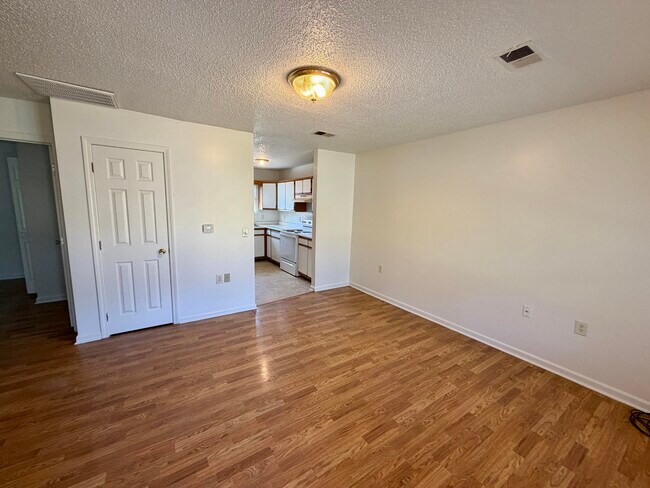 Foto del edificio - 19 Driftwood Cir