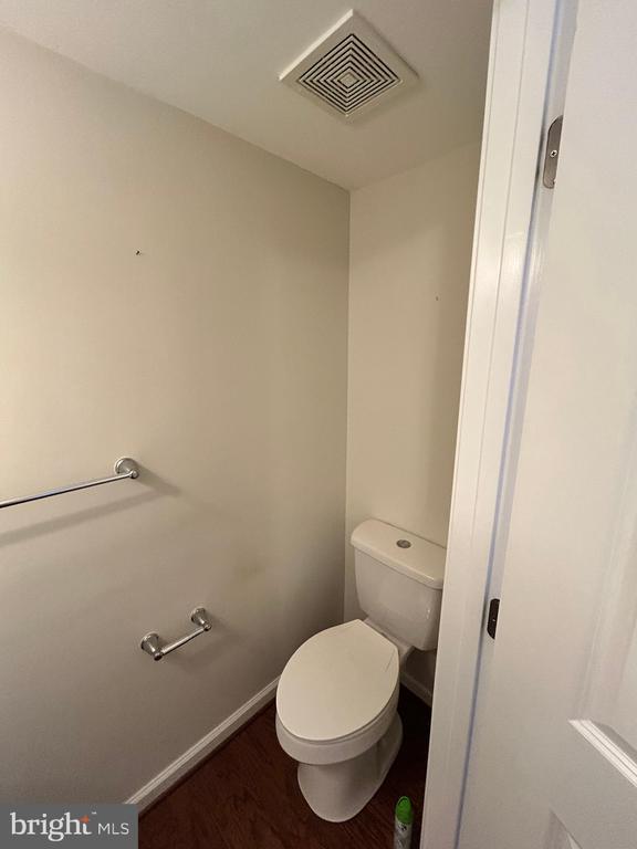Building Photo - 6170 Willow Pl