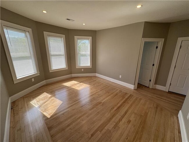 Photo - 29 Cameron Ave House