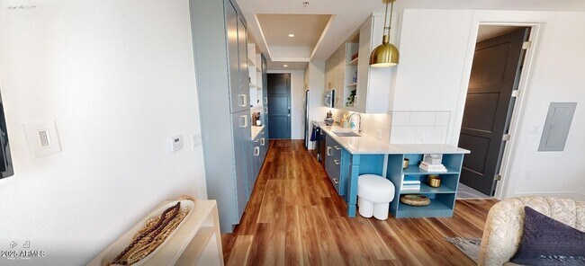 Foto del edificio - 98 S River Dr