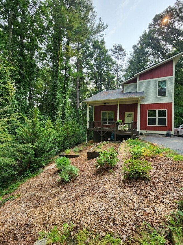 Primary Photo - Asheville Rental!