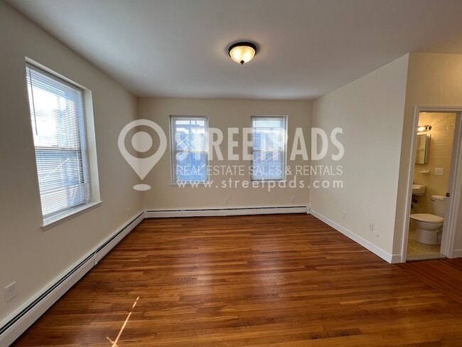 Building Photo - 64 Brighton Ave