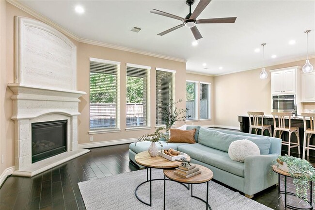 Foto del edificio - 68 Daffodil Meadow Pl