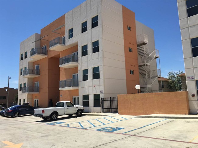 Building Photo - 502 Shiloh Dr