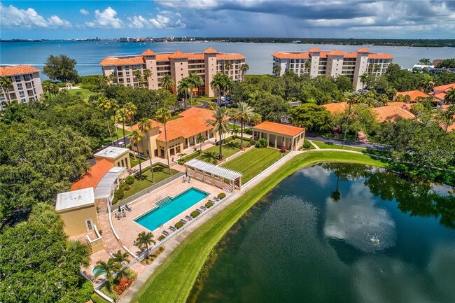 Foto del edificio - 4717 Dolphin Cay Ln S