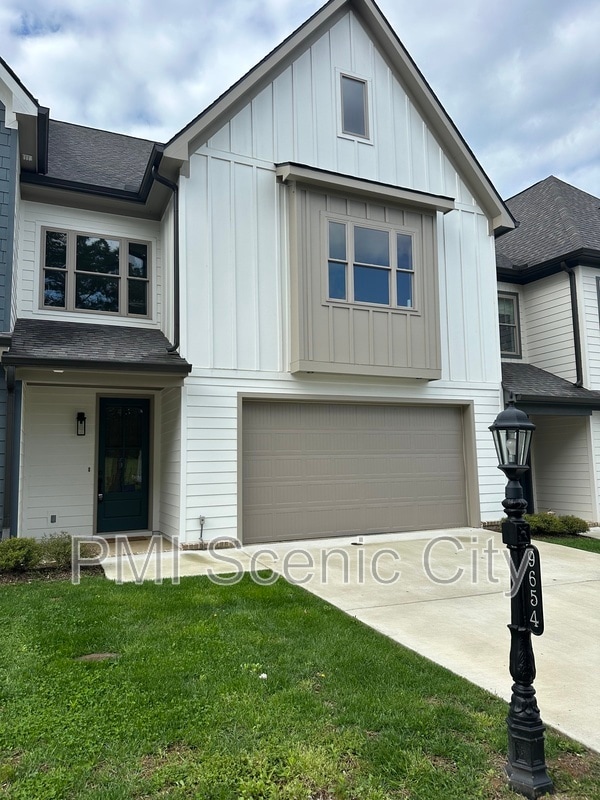 Building Photo - 9654 Dutton Ln