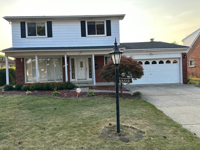 Foto del edificio - 33123 Shrewsbury Dr