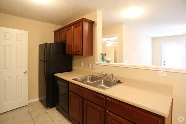 1HAB, 1BA - 680 ft² - Clifton Heights Apartments