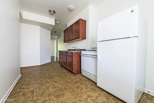Foto del edificio - 8149 S Marshfield Ave