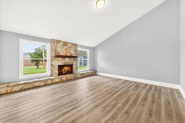 Building Photo - 1749 Dawn Breeze Dr