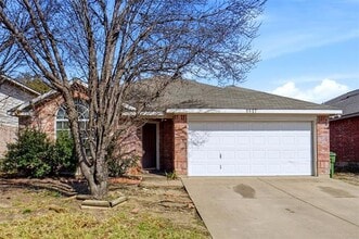 Building Photo - 5517 Timber Ridge Ct