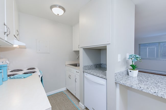 Interior Photo - The Shuksan Apartments – Classic Brick Cha...