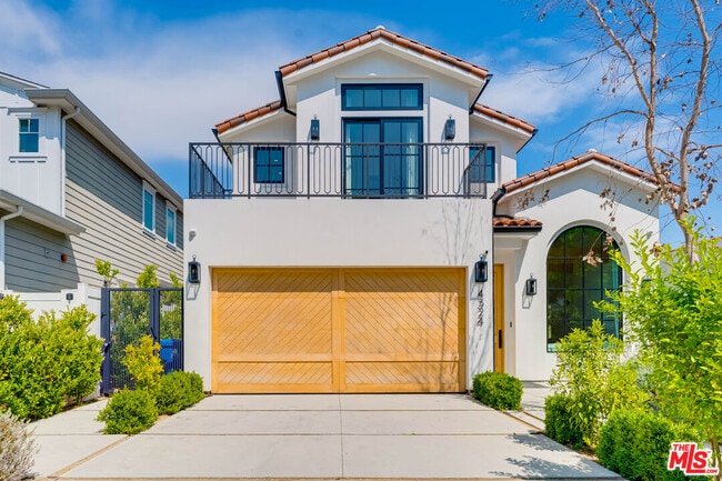 Building Photo - 4324 Camellia Ave