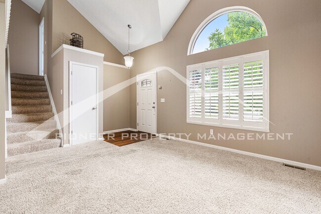 Foto del edificio - Stanley Lake Home with Central AC & 2 Car