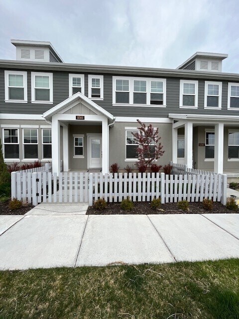 Foto del edificio - 11583 S Prosperity Rd