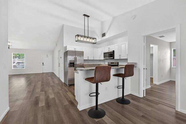 Foto del edificio - 5058 Canal Cir E