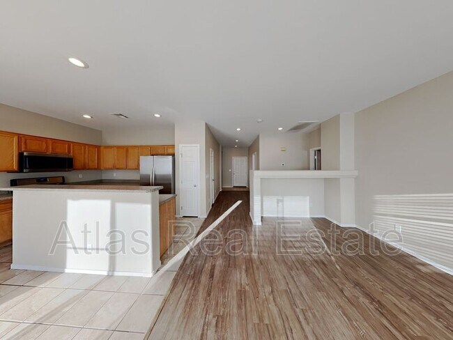 Building Photo - 4841 Quartz Crest St