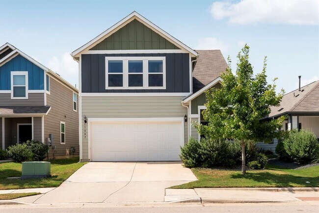 Foto del edificio - 11807 Clayton Creek Ave