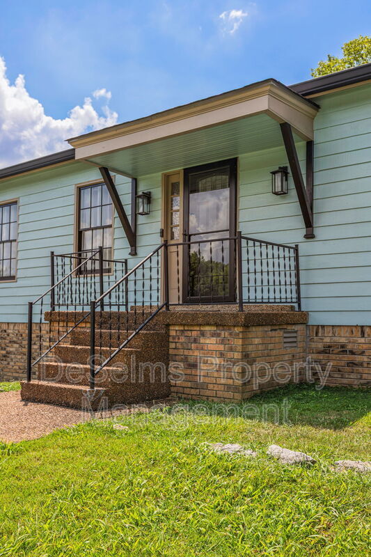 Building Photo - 6999 Tartan Dr