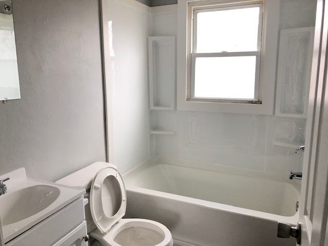 Foto del edificio - 2815-2817 Vanderberg Avenue - 2817