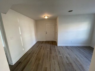 Foto del edificio - 72 Maplewood Ave