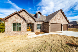 Building Photo - 17304 Hollow Pine Dr