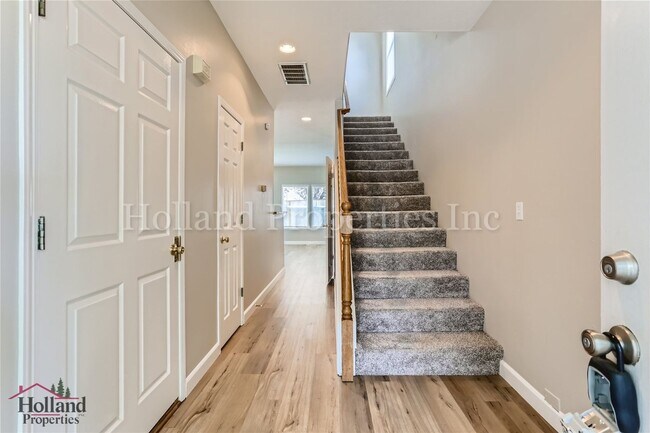 Foto del edificio - 3133 NE 13th Pl