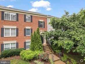 Building Photo - 7737 Inversham Dr