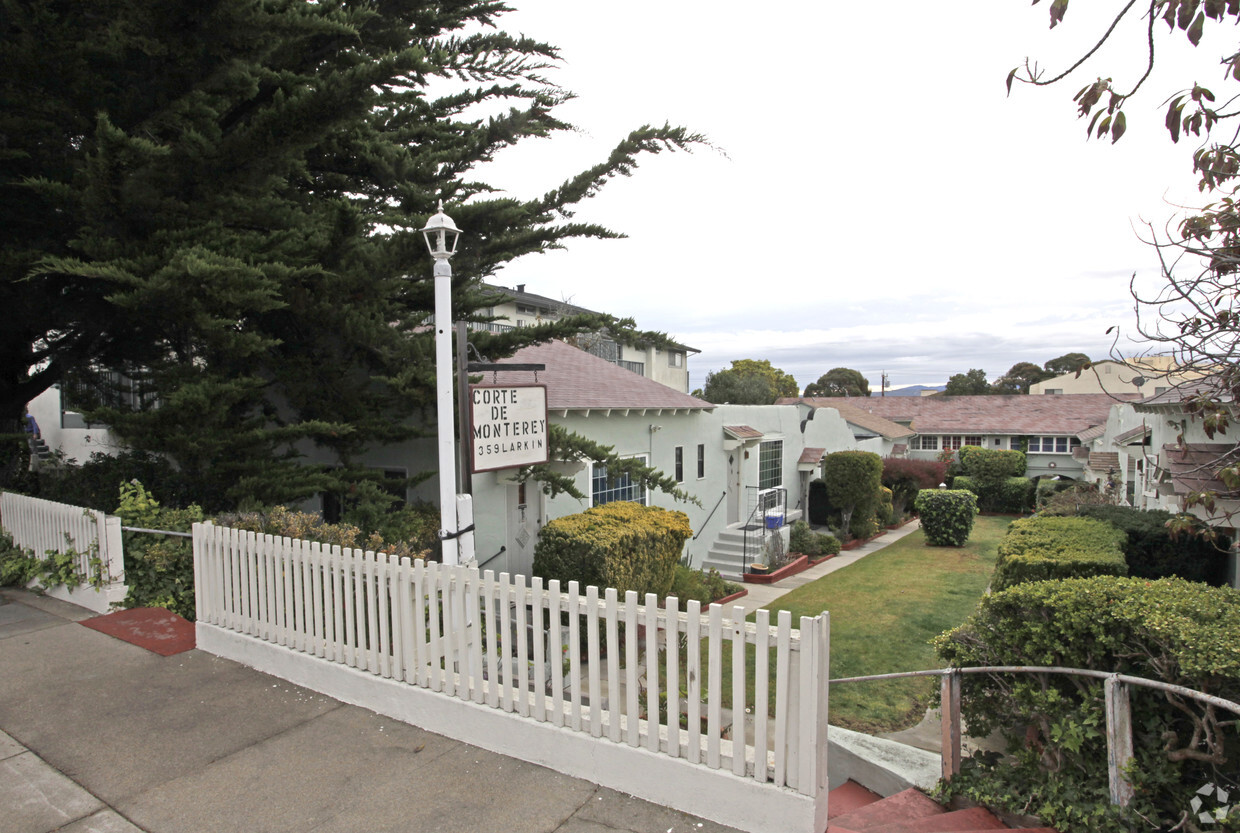 Foto del edificio - Corte De Monterey