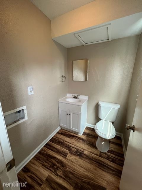 Foto del edificio - 2 br, 1.5 bath House - 424 Homestead St Apt D