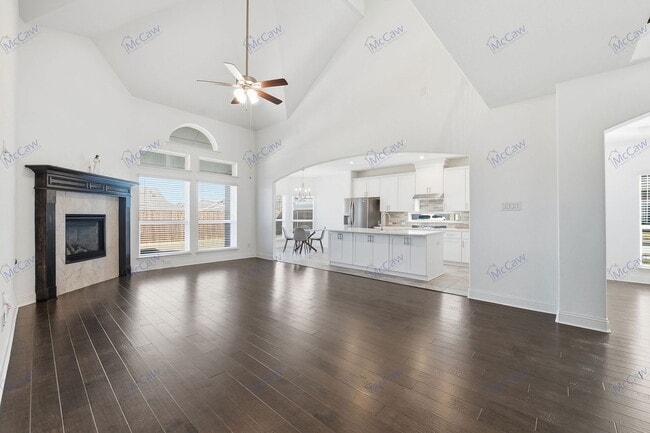 Foto del edificio - 6700 Palmdale Ln