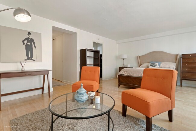 Foto del edificio - 850 N Dewitt Plz