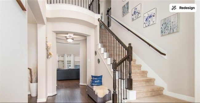 Building Photo - 4411 Woodridge Dr