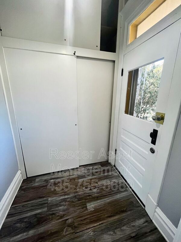Foto del edificio - 867 26th St