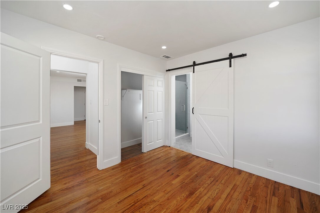 Foto del edificio - 1140 Hillside Pl