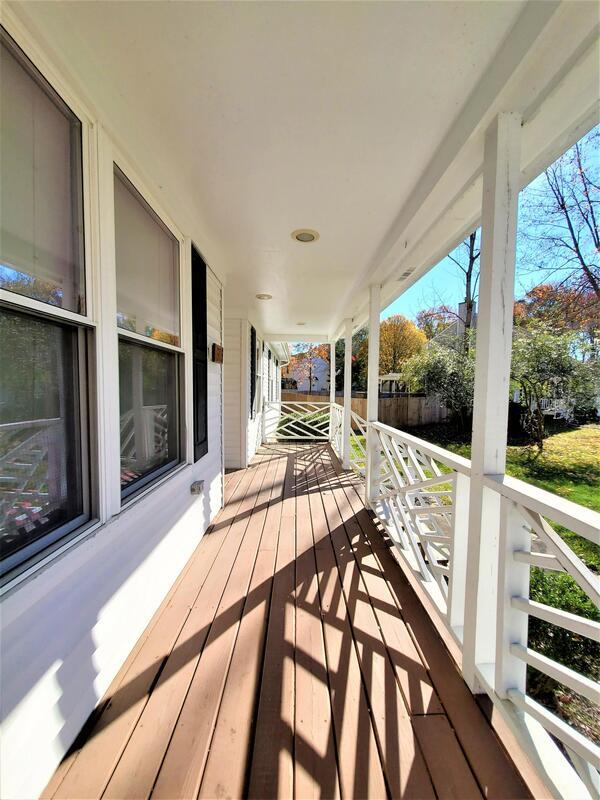 Foto del edificio - 305 Tarneywood Ct