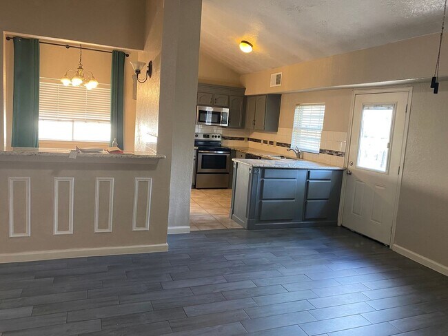 Foto del edificio - 3 Bedroom Single Family Home in Missouri City