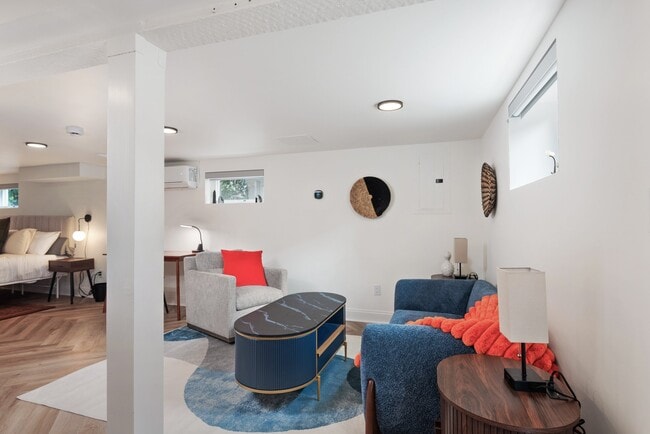 Photo - 2314 NE Flanders St House