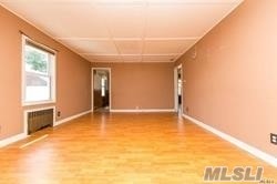 Building Photo - 1076 Cornwell Ave